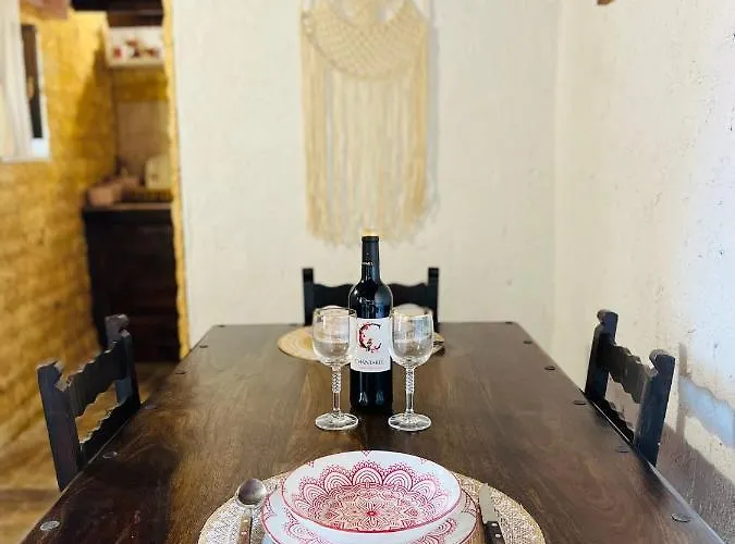 Lindia Athena Traditional House וילה *